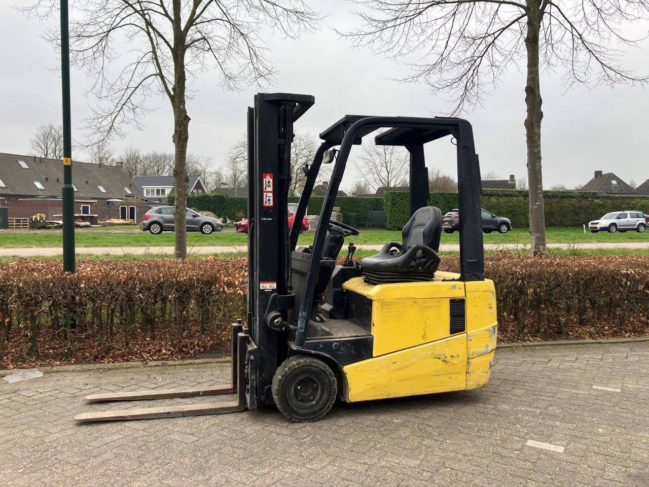 Forklift Nissan 1N1L18Q Electric 1750kg 5.15m 2008