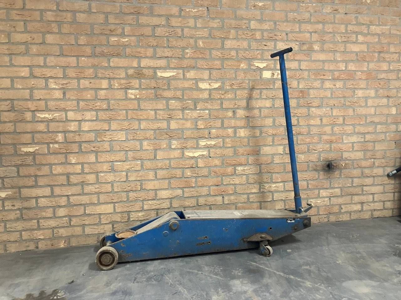 Garage jack AC 10Ton