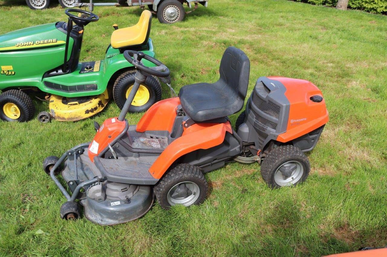 Riding mower Husgvarna R111B5 Petrol 9hp (Margin)
