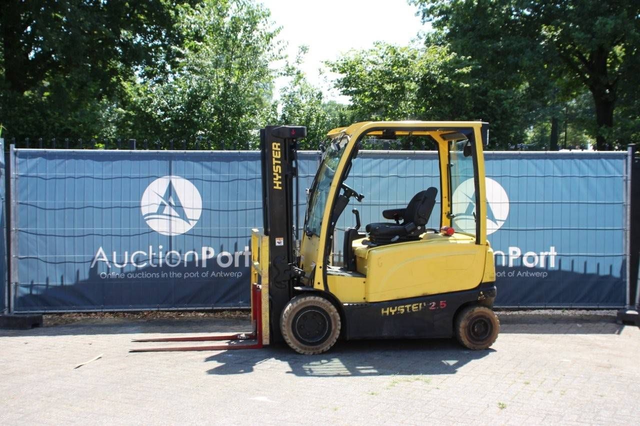 Forklift Hyster J2.5XN Electric 2360kg 4.95m 2017