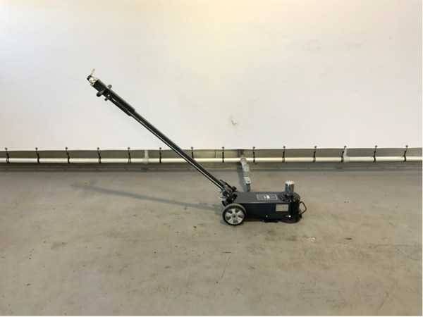 Garage jack Steel group Hydrolic Jack 80T-3 80T New