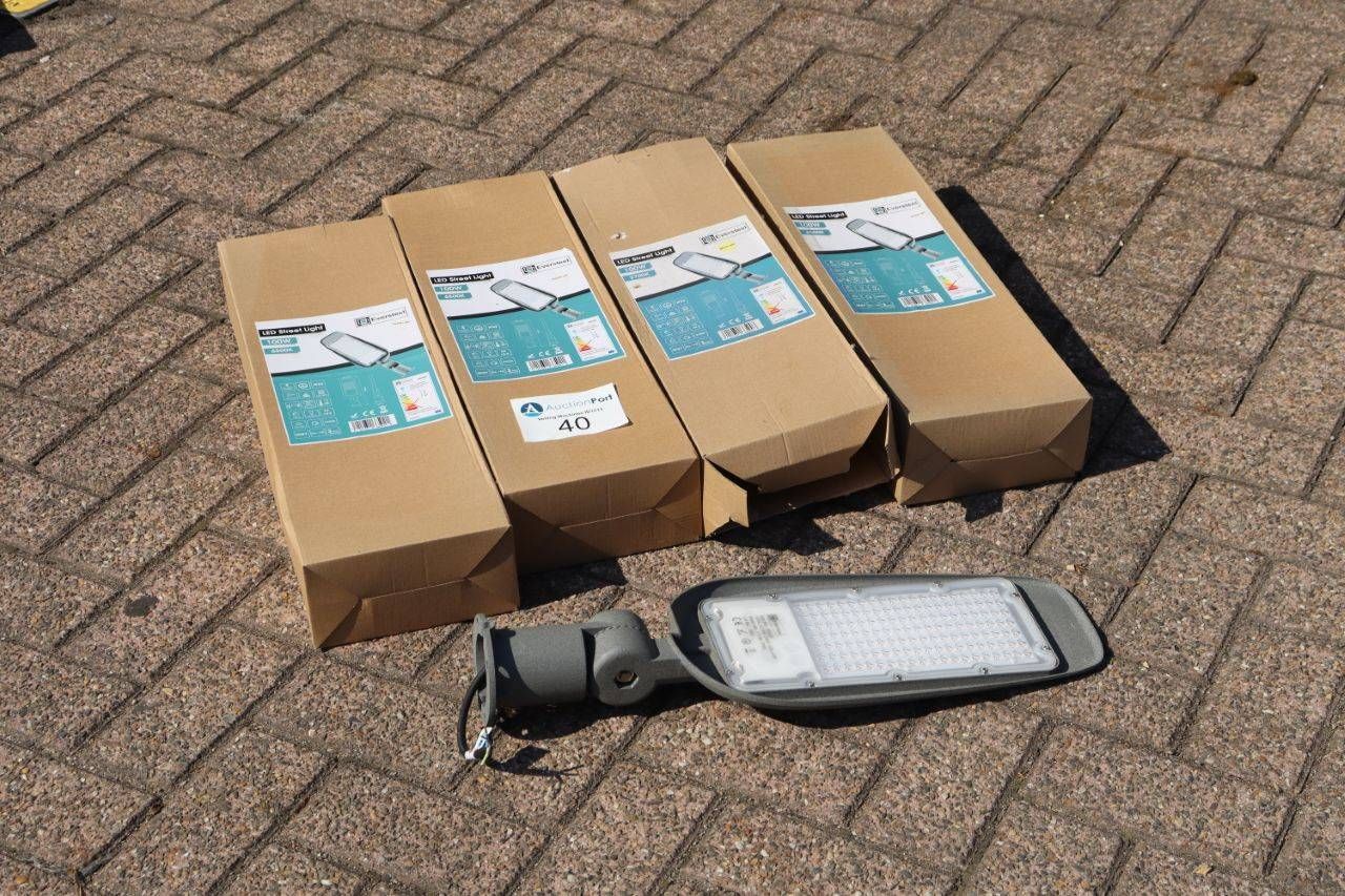 Street lamp Eversteel 66502/66500 100W 4 pieces New