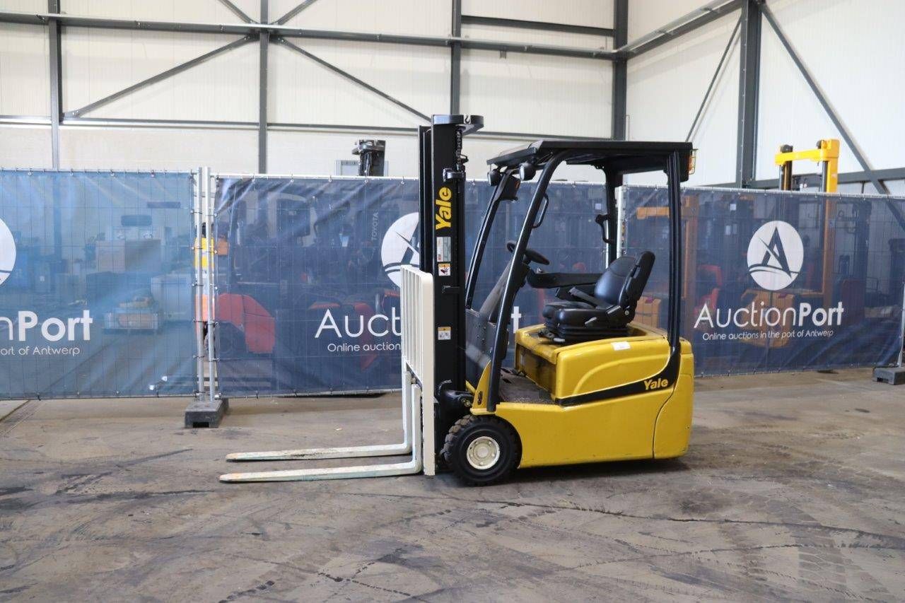 Forklift Yale ERP15VT Electric 880kg 3.36m 2014
