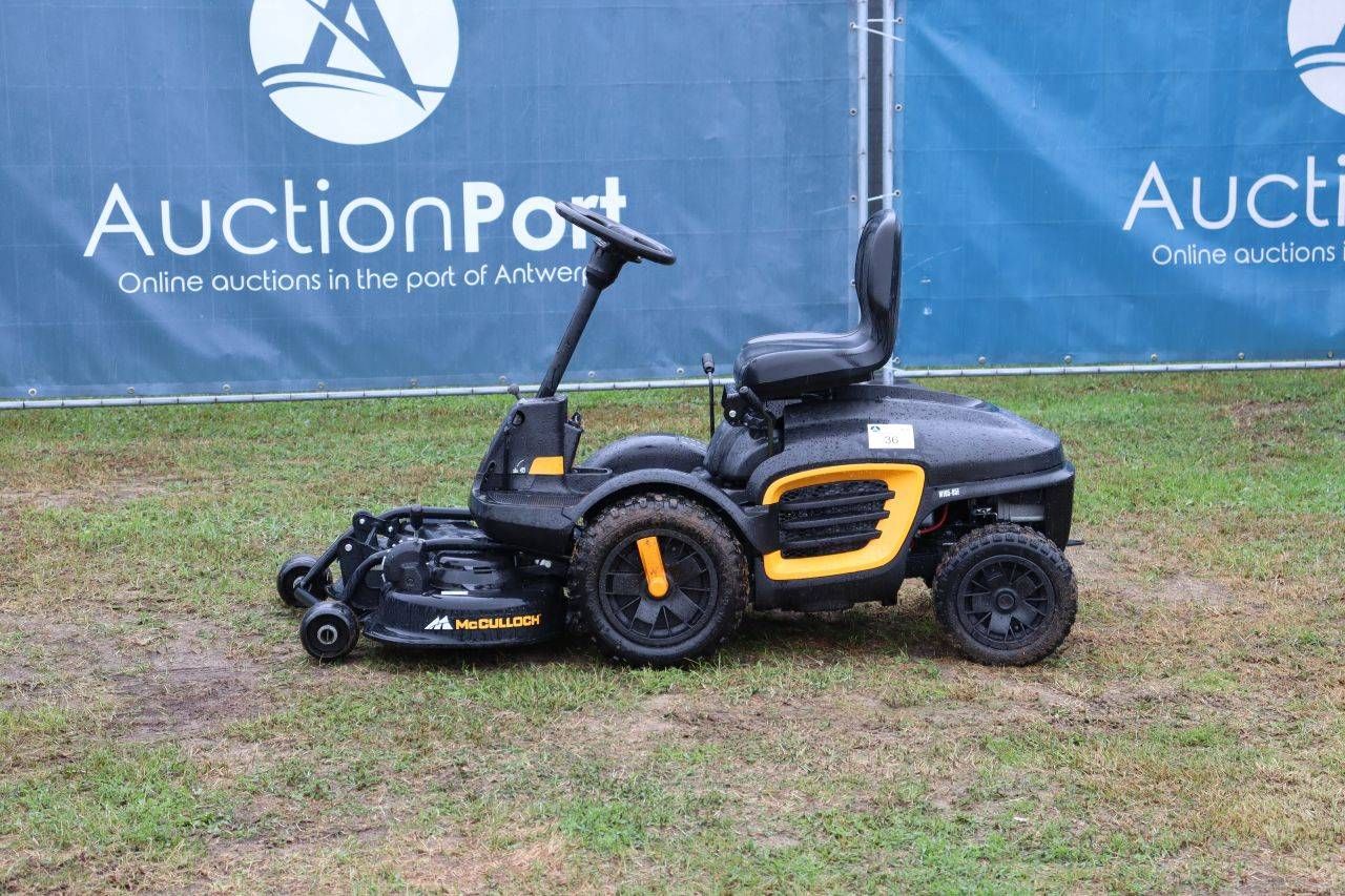 McCulloch M105-85F Petrol Ride-on Mower Demo