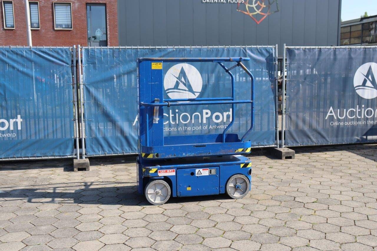 Mast lift Upright TM12 Electric 225kg 5.8m 1999