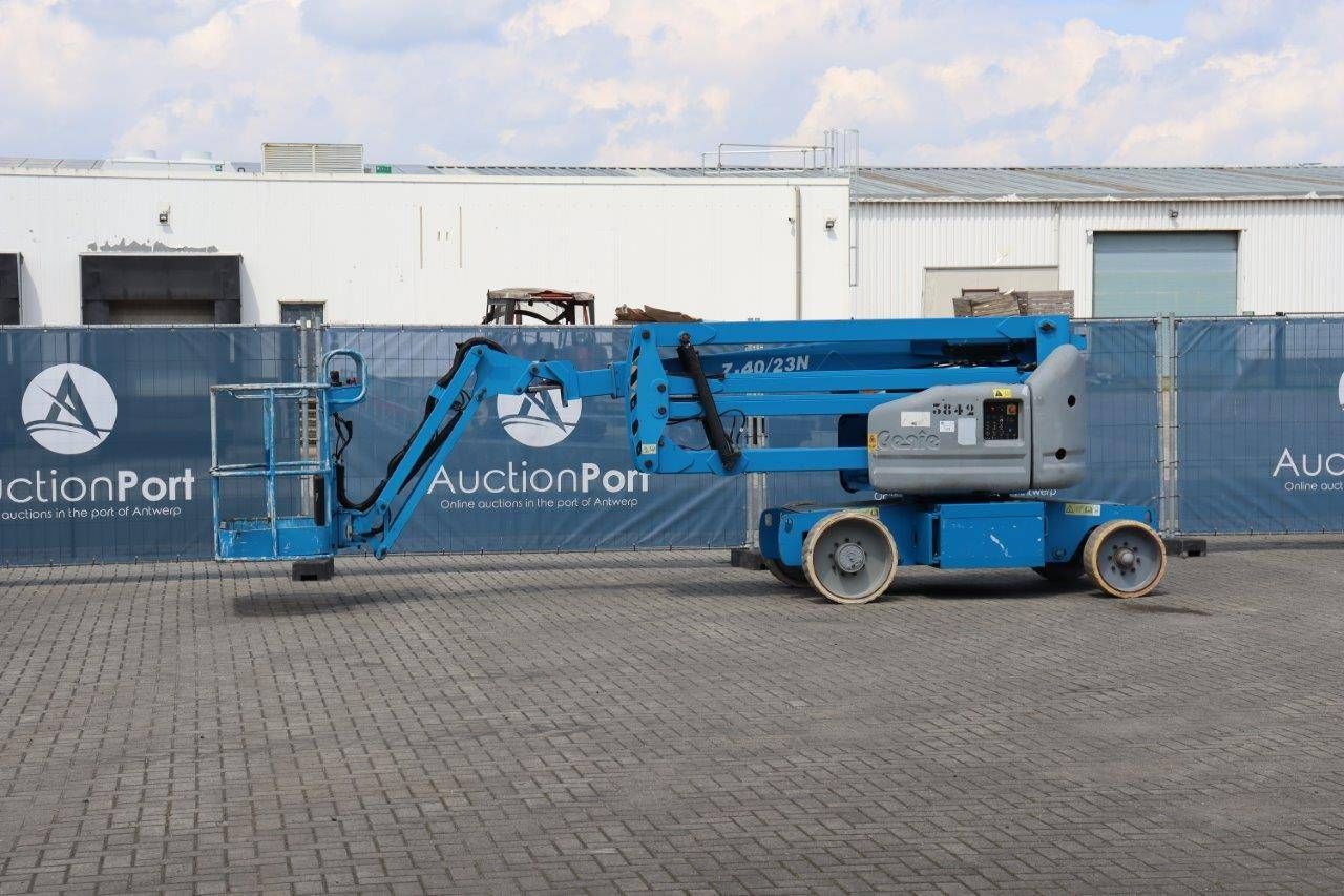 Articulated boom lift Genie Z-40/23N Electric 227kg 12.32m 2011