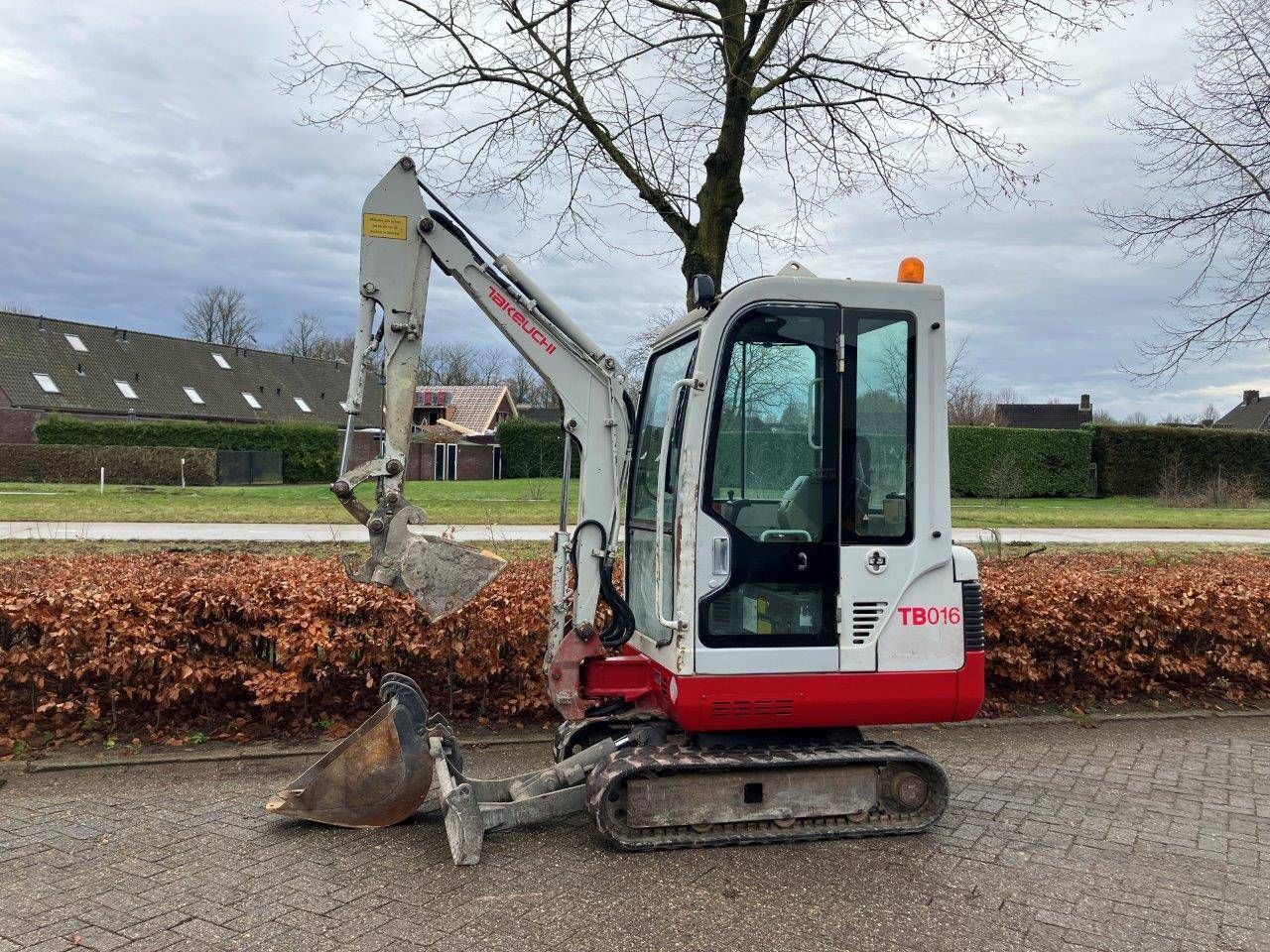 Mini digger Takeuchi TB016 Diesel
