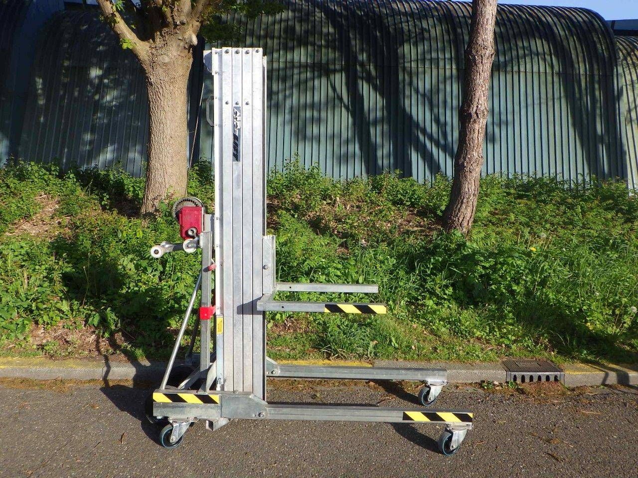 Lastlift Alplift LM750 Manual 7.50m 2011