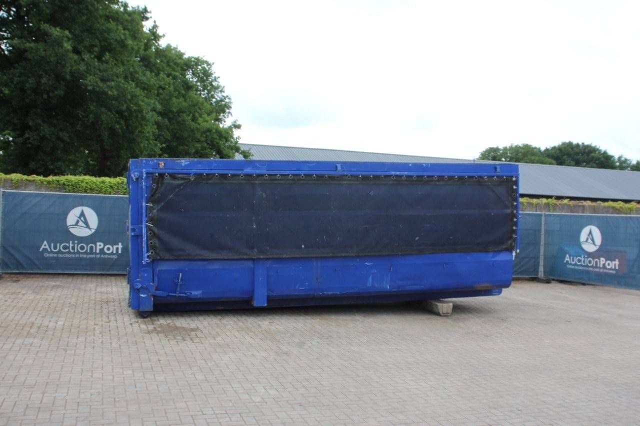 Container