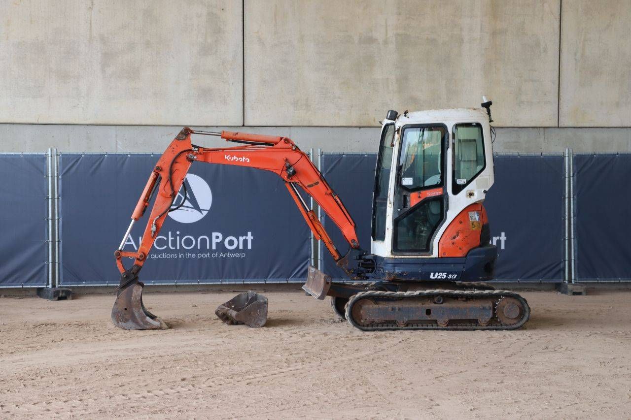 Crawler excavator Kubota U25-3 Diesel 2012