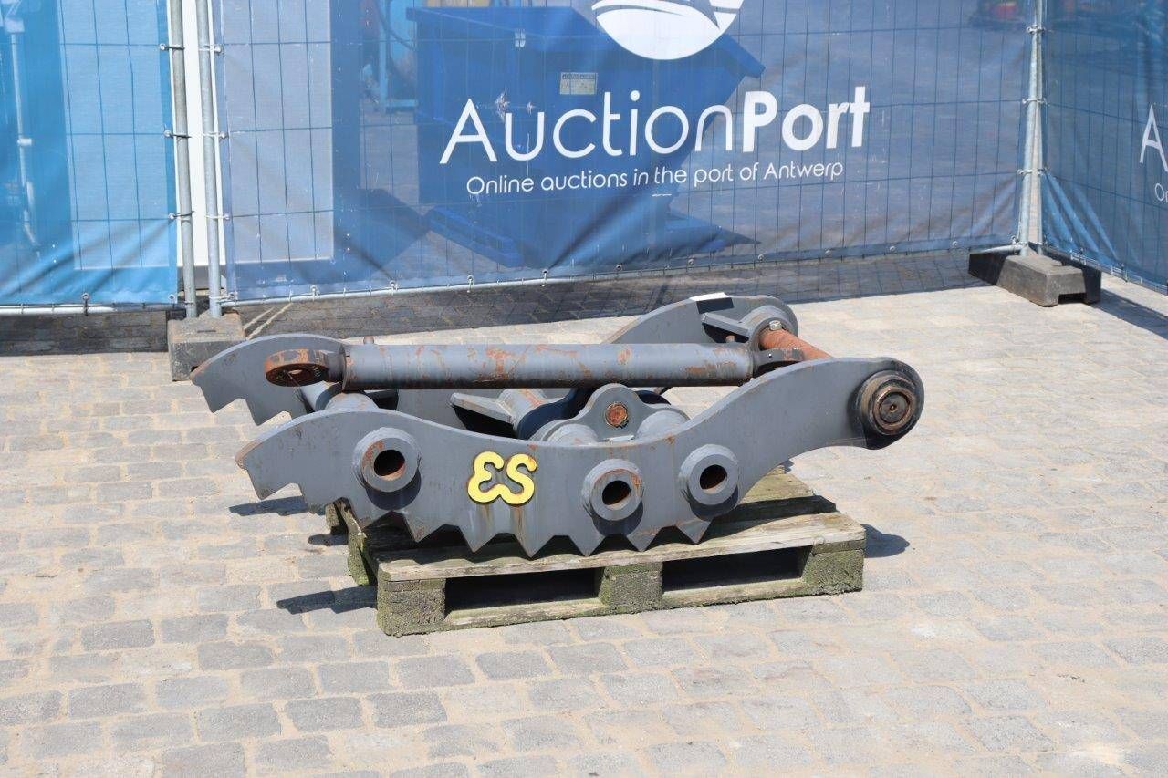 Hydraulic thumb Eurosteel SLK-3 2011 Nieuw Past op Caterpillar 320 80mm pin