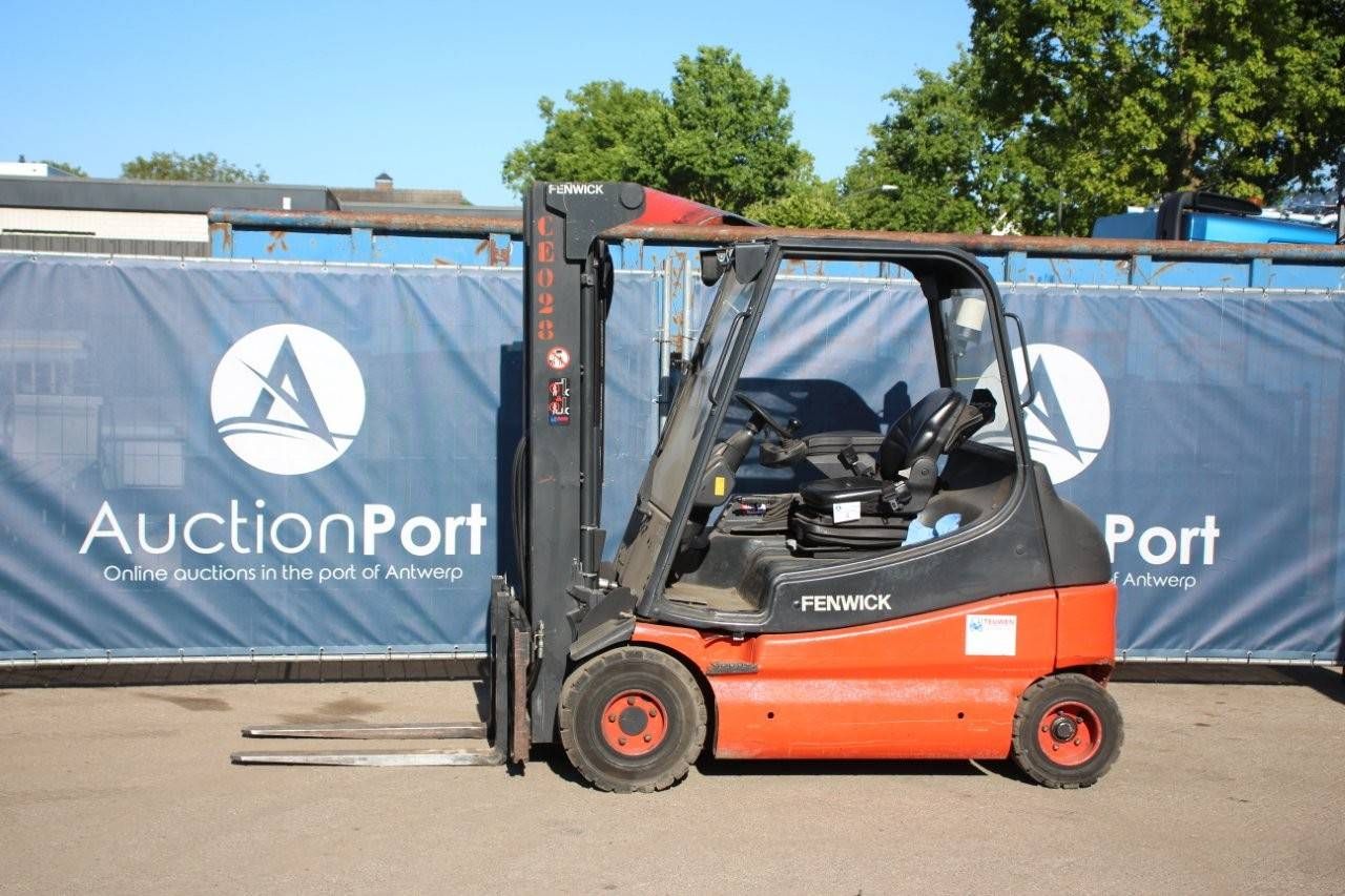 Forklift Fenwick-Linde E25-03 Electric 2500kg 5.5m 2011