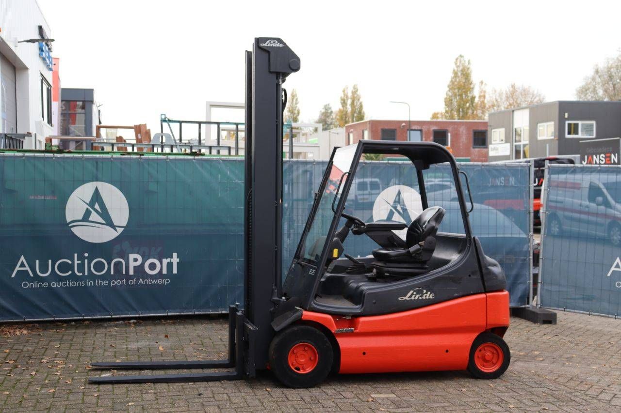 Heftruck Linde E25-02 Elektrisch 2500kg 2002