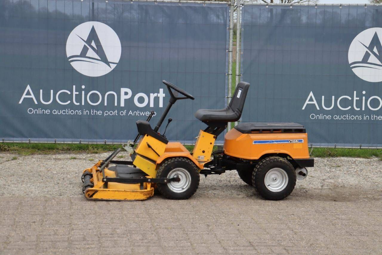 Stiga Park 12 Petrol Ride-on Mower