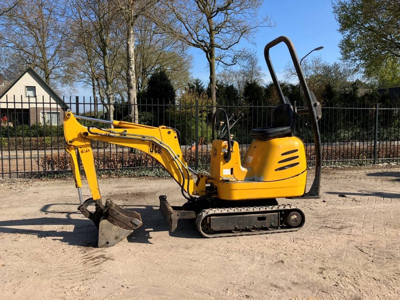 Mini excavator JCB 8008 Diesel 2004