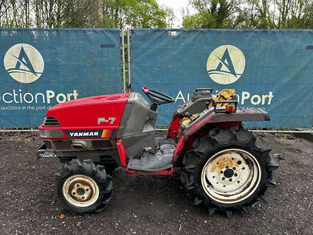 Mini tractor Yanmar F7 Diesel 16.5hp