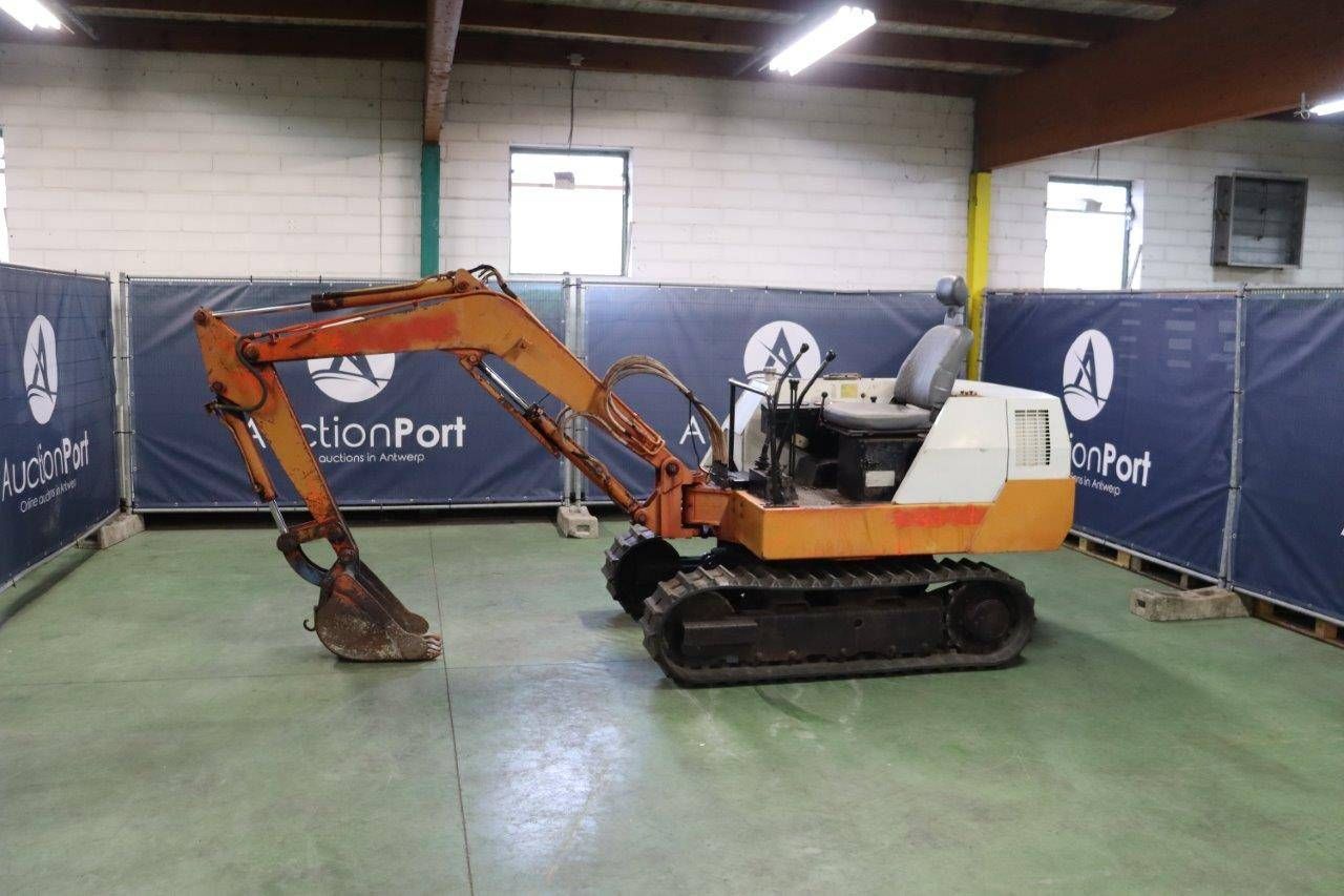 Mini digger Mitsubishi HM30SG-2 Diesel