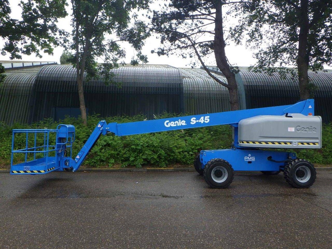 Telescopic boom lift Genie S-45 Diesel 15.72m 2006