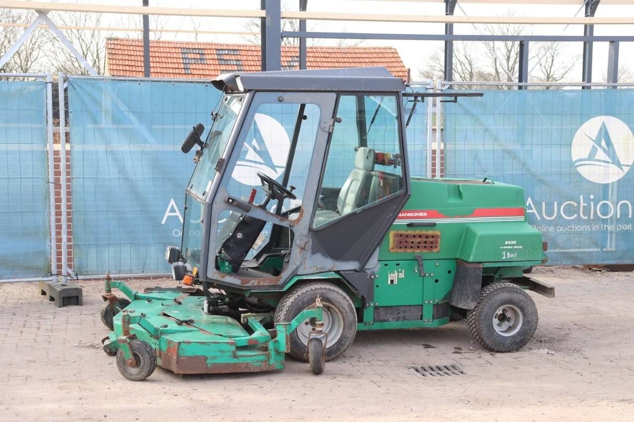 Trattorino rasaerba Ransomes 933D Rotary Diesel 1997