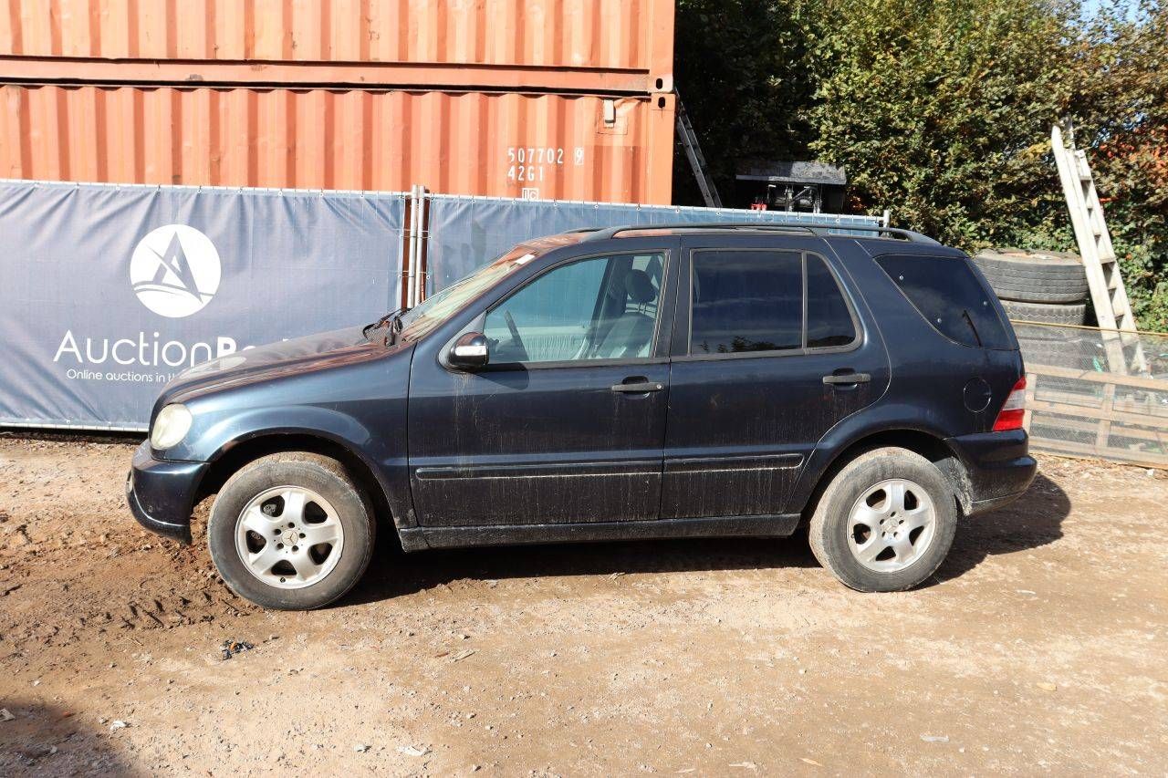 SUV Mercedes-Benz ML 270 CDI Diesel 163 ch 2002