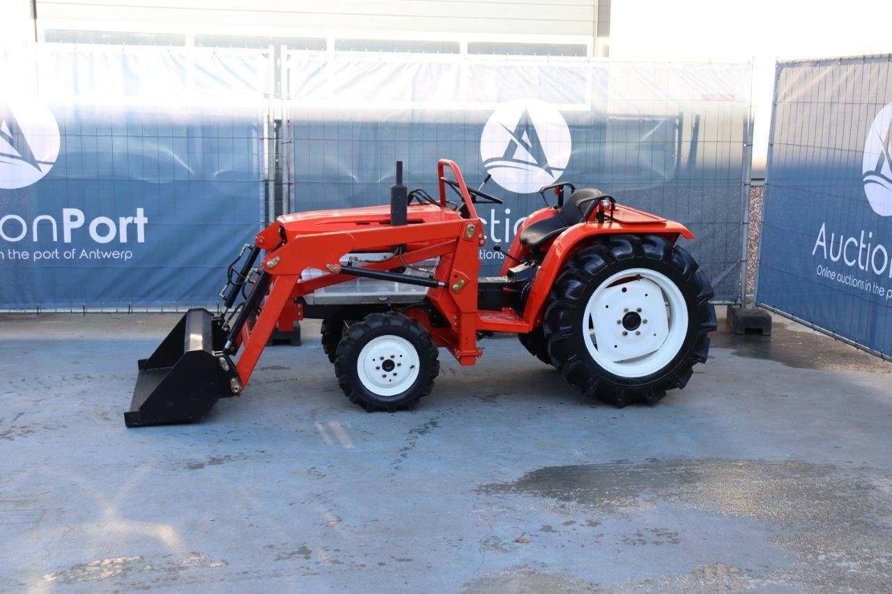 Mini tractor Kubota B1600 Diesel 20hp with front loader