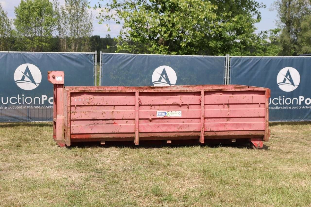 Container