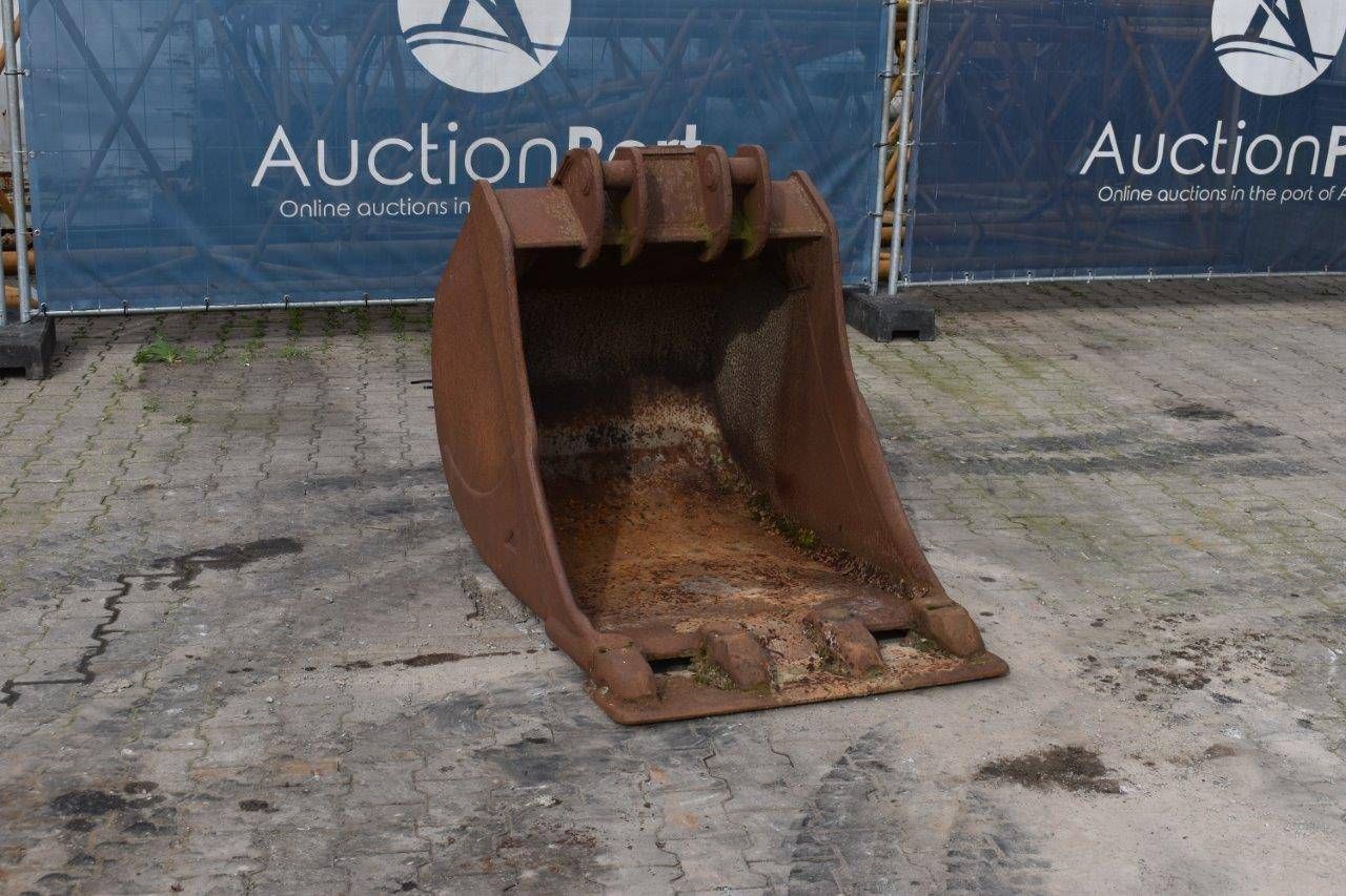 Digger bucket