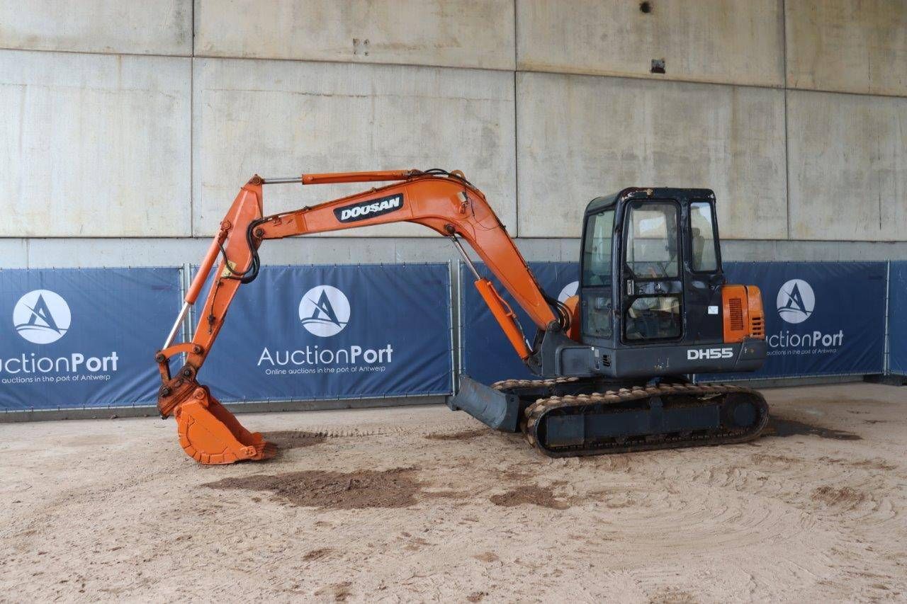 Crawler excavator Doosan DH55 Diesel