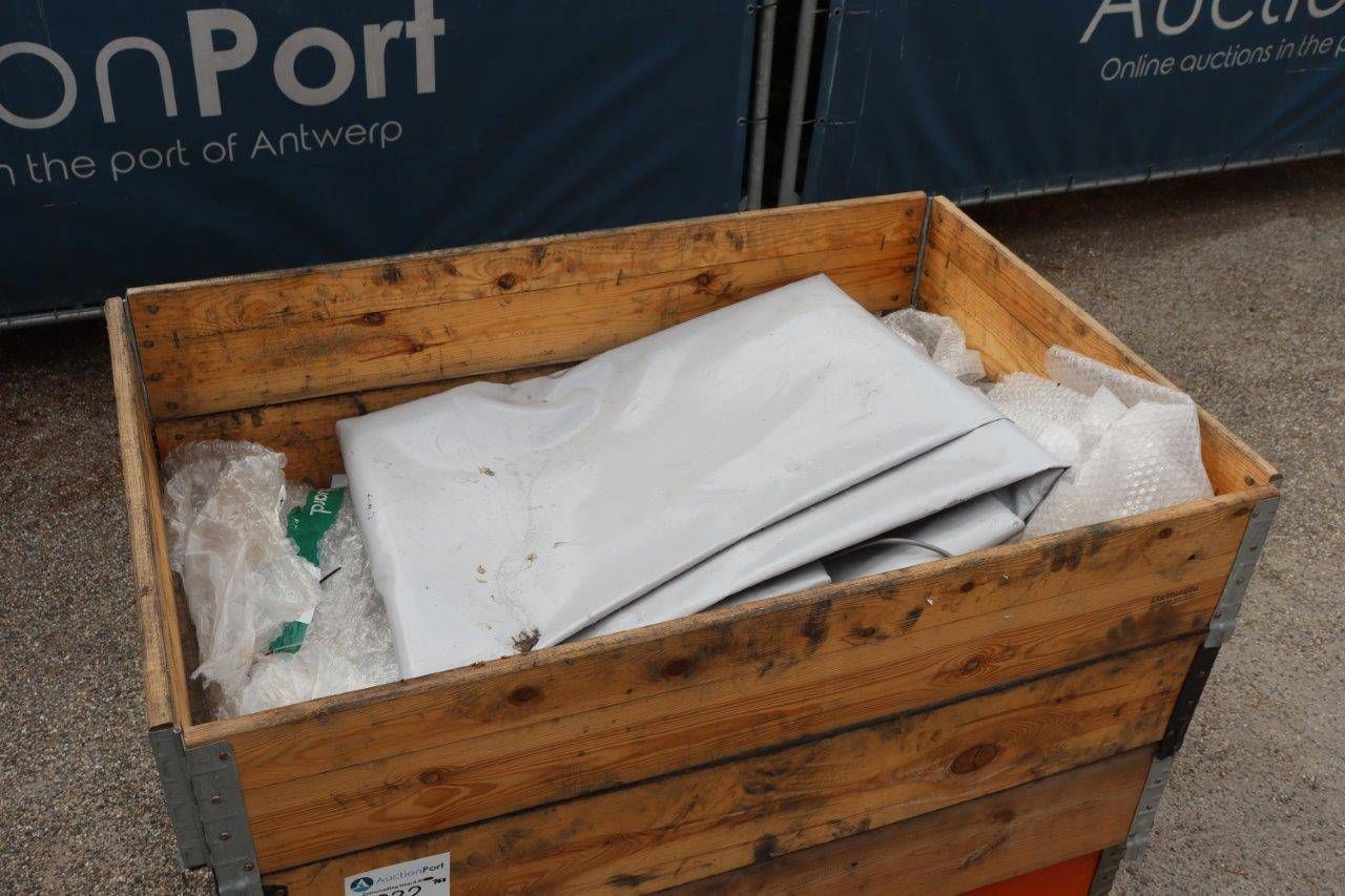 Lot of tarpaulins for trailers +/-20 pieces