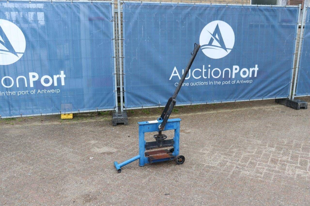 Stone cutter Scheppach HSC130 2017
