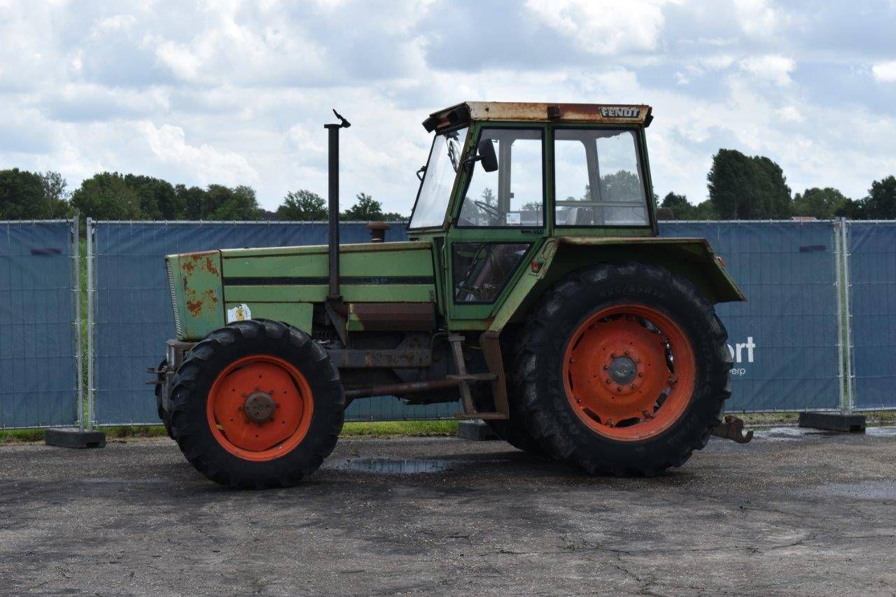 Tractor Fendt Turbomatik Favorit 600LS Diesel