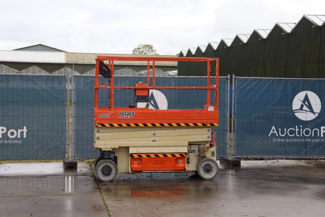 Scissor lift JLG 2032ES Electric 360kg 7.92m 2016