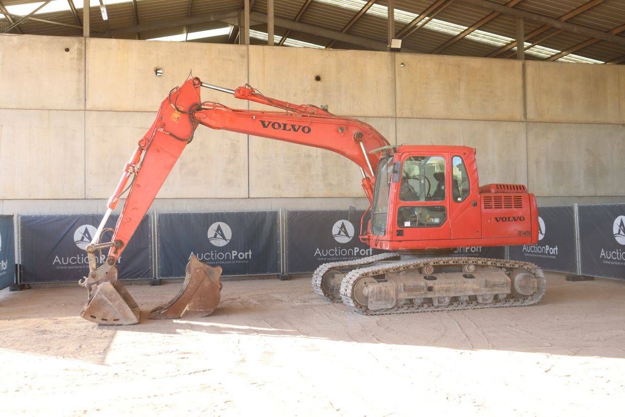 Escavatore cingolato Volvo EC140B Diesel 69kW 2004