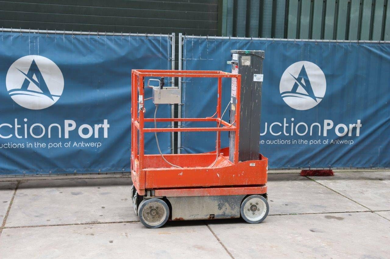 Mast lift SkyJack SJ12 Electric 227kg 5.65m 2015