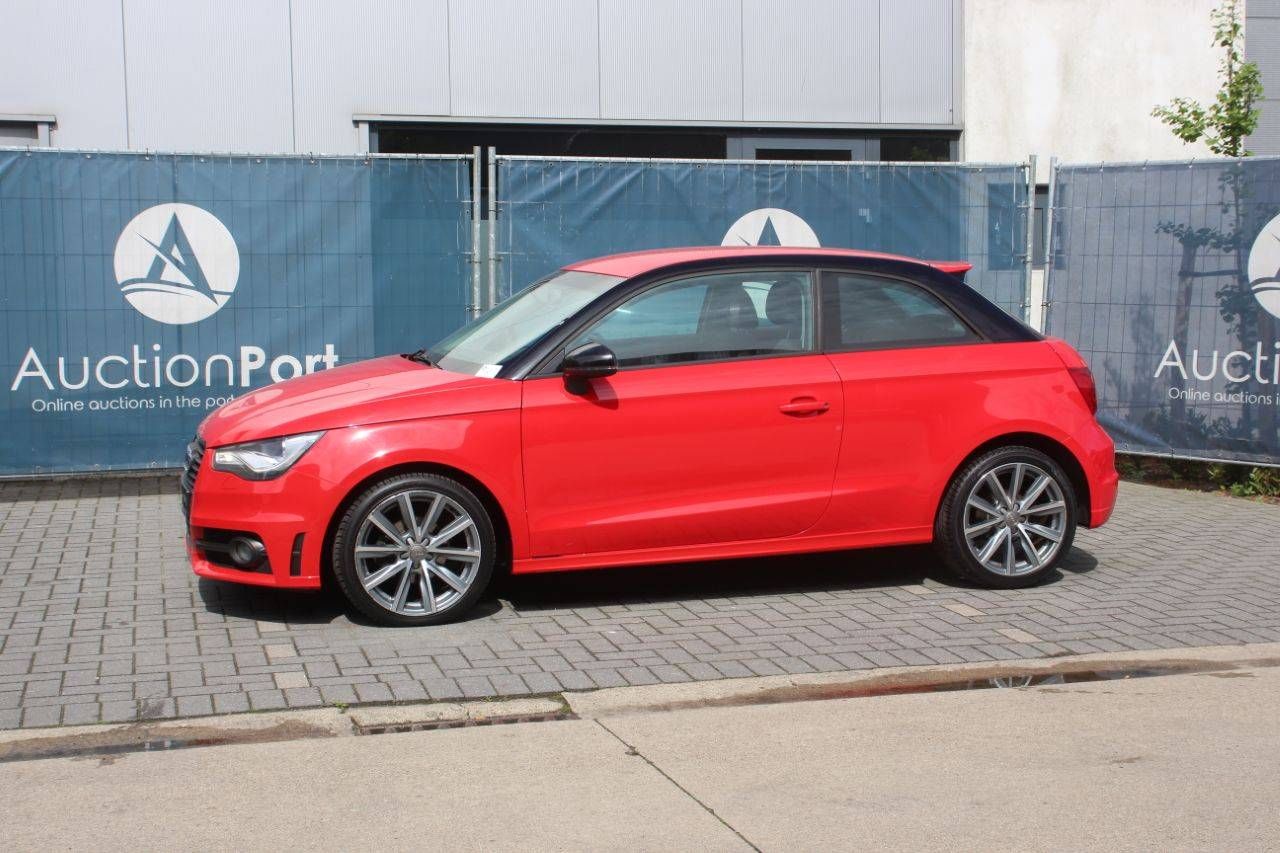 Passenger car Audi A1 S-line Diesel 100hp 2014