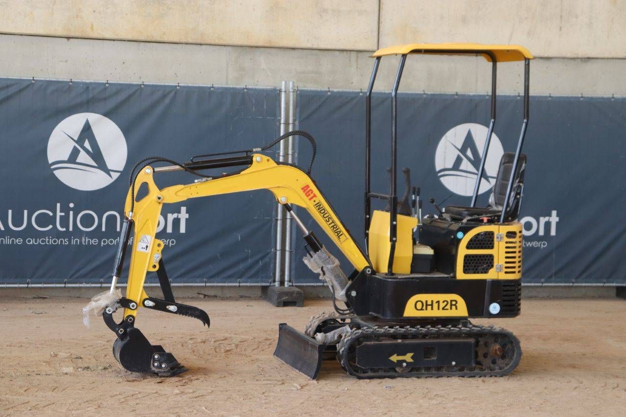 Mini excavator AGT Industrial QH12R Petrol 2024