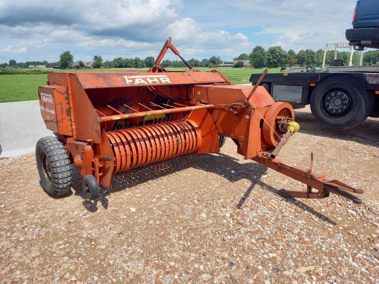 Baler Fahr Kola Rivale 30