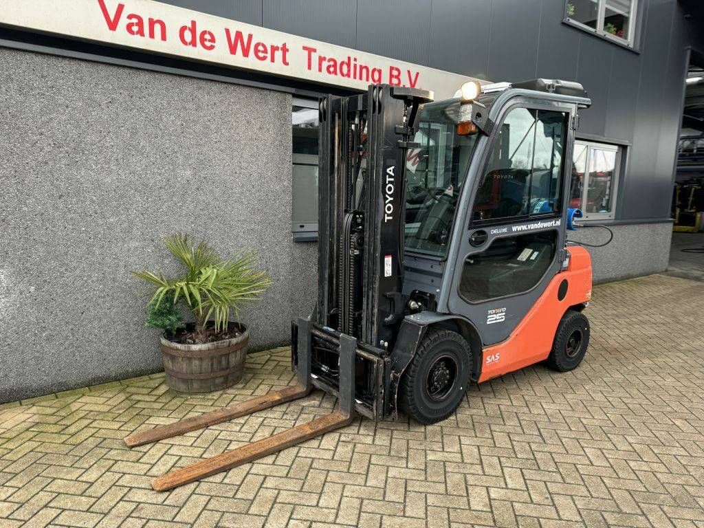 Forklift Toyota 8FGF25 LPG 2500kg