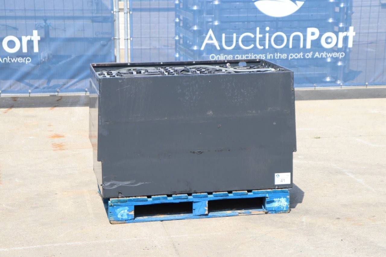 Battery for forklift