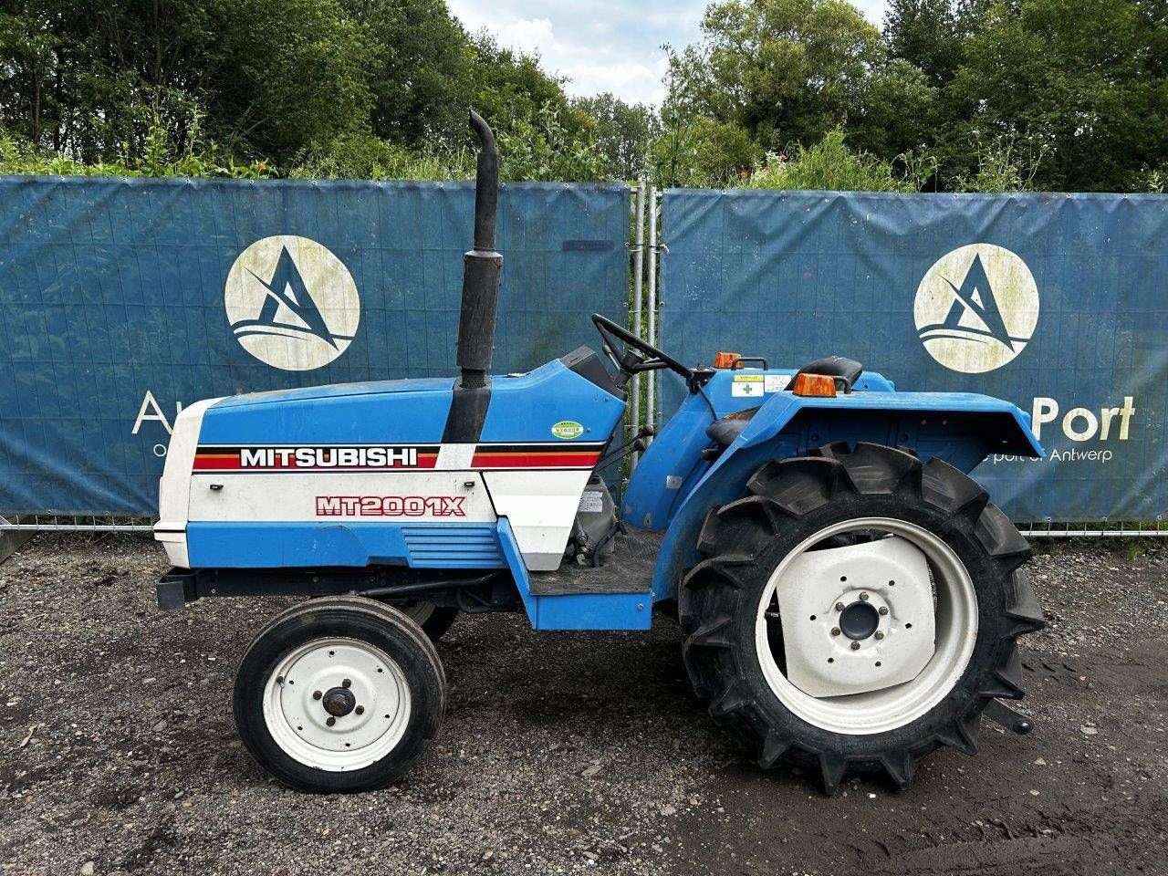 Mini tractor Mitsubitshi MT2001X Diesel