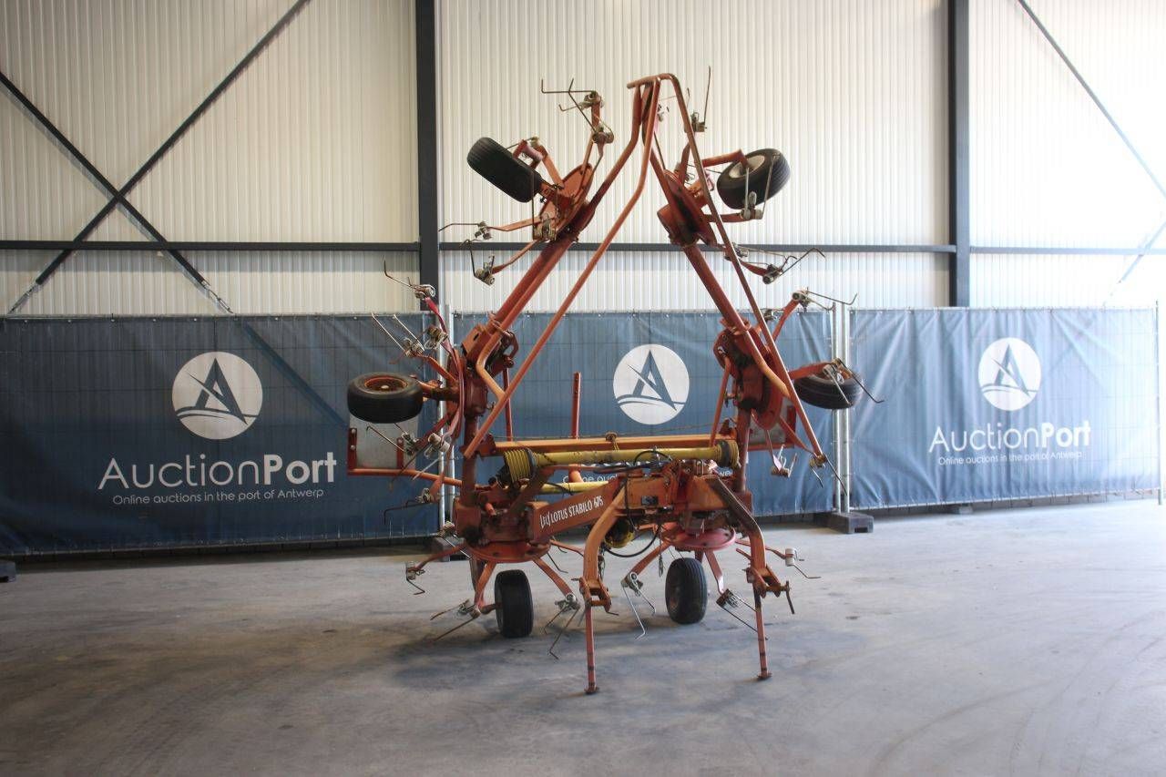 Hay tedder Lely Lotus Stabilo 675 1999