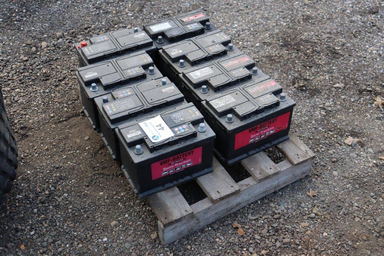 Battery Semi-Traction 95602 12V 8 pieces