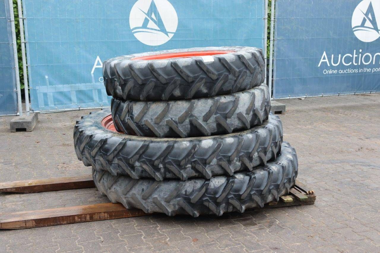 Batch of tires BKT
