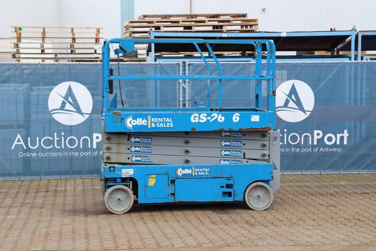 Scissor lift Genie GS2646 Electric 454kg 9.92m 2013