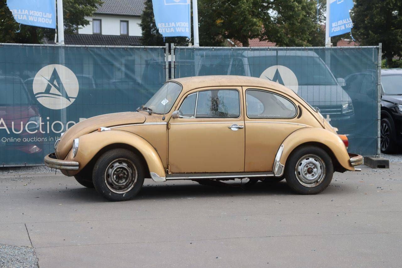 Passenger car Volkswagen Beetle 1303 Petrol 1973 (Margin)