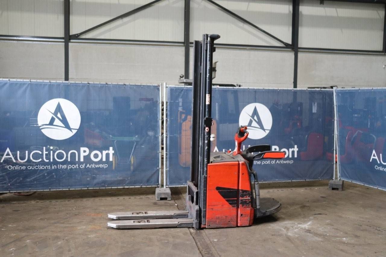 Stacker Linde Electric 4m