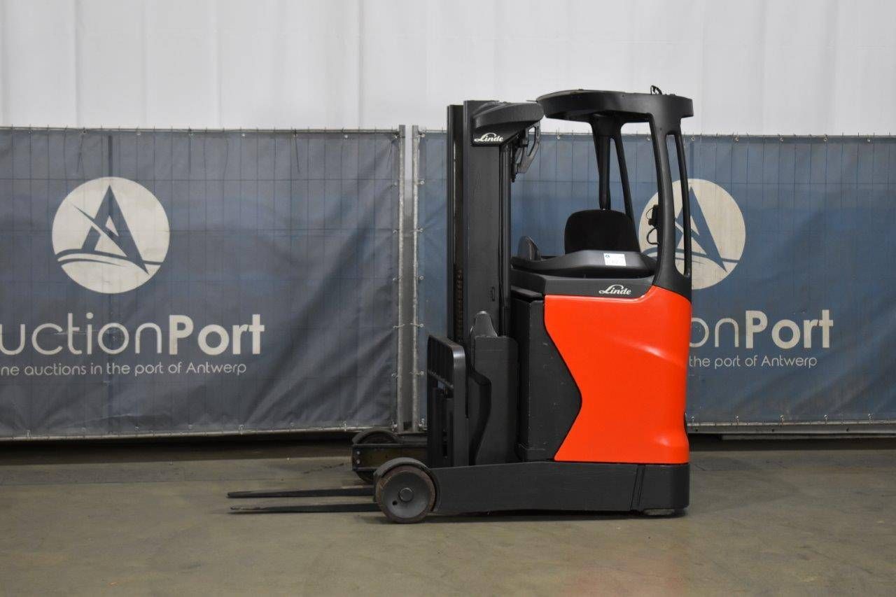 Reach truck Linde R10 Electric 1000kg