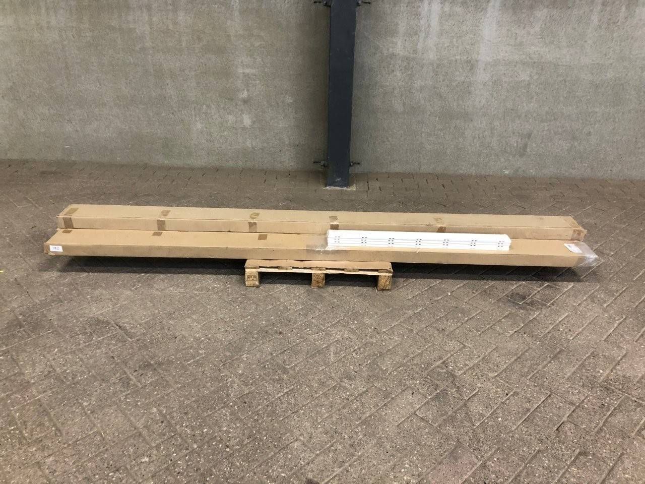 Trunking Base 3.00m New
