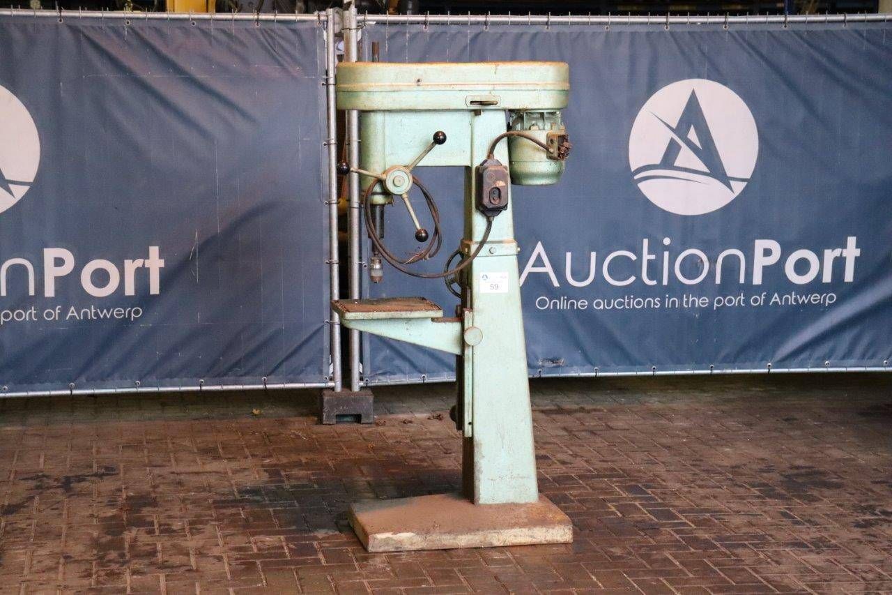 Column drilling machine