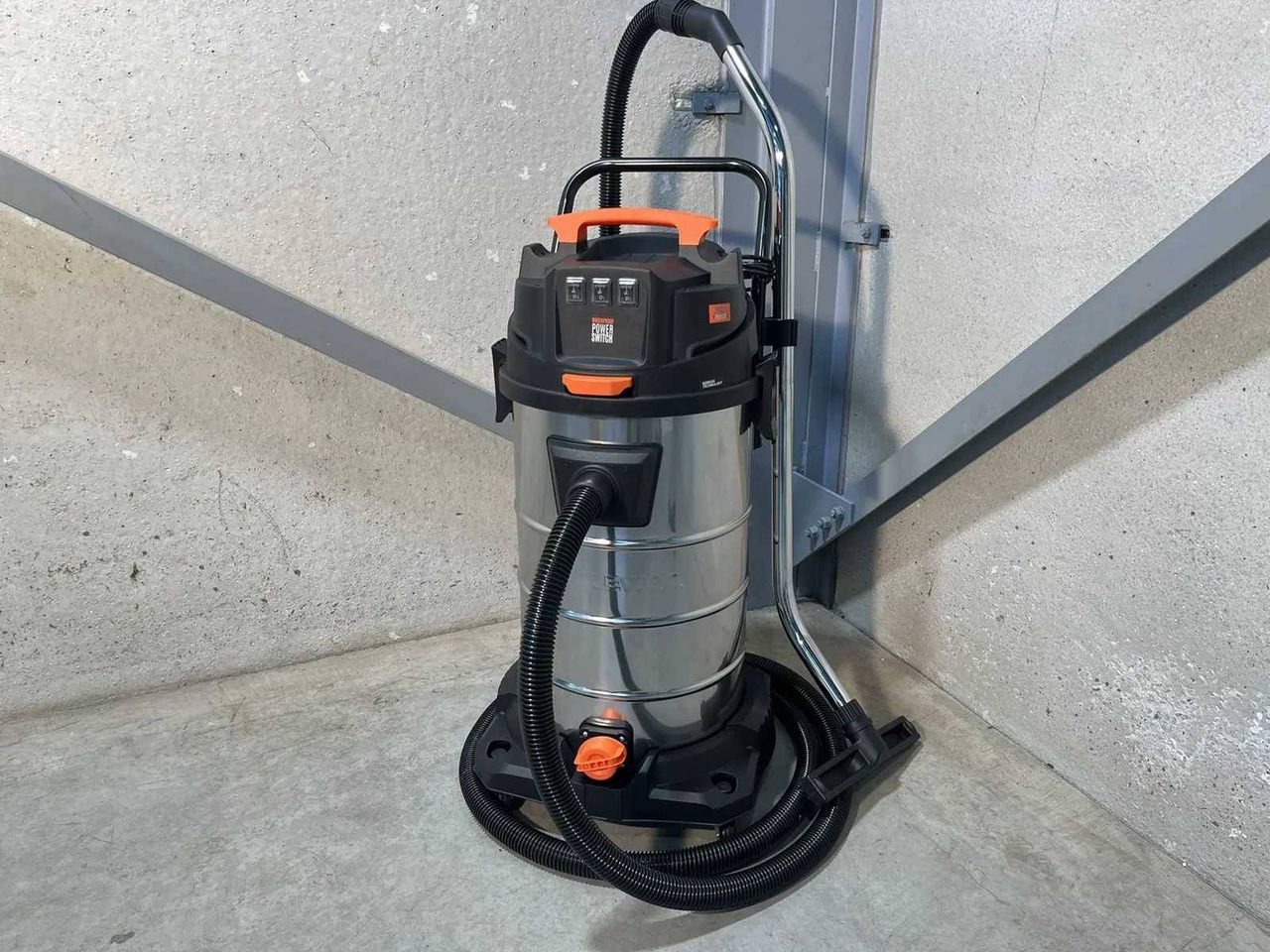 Industrial vacuum cleaner Daewoo DAVC300D-80L Electric 3000W New